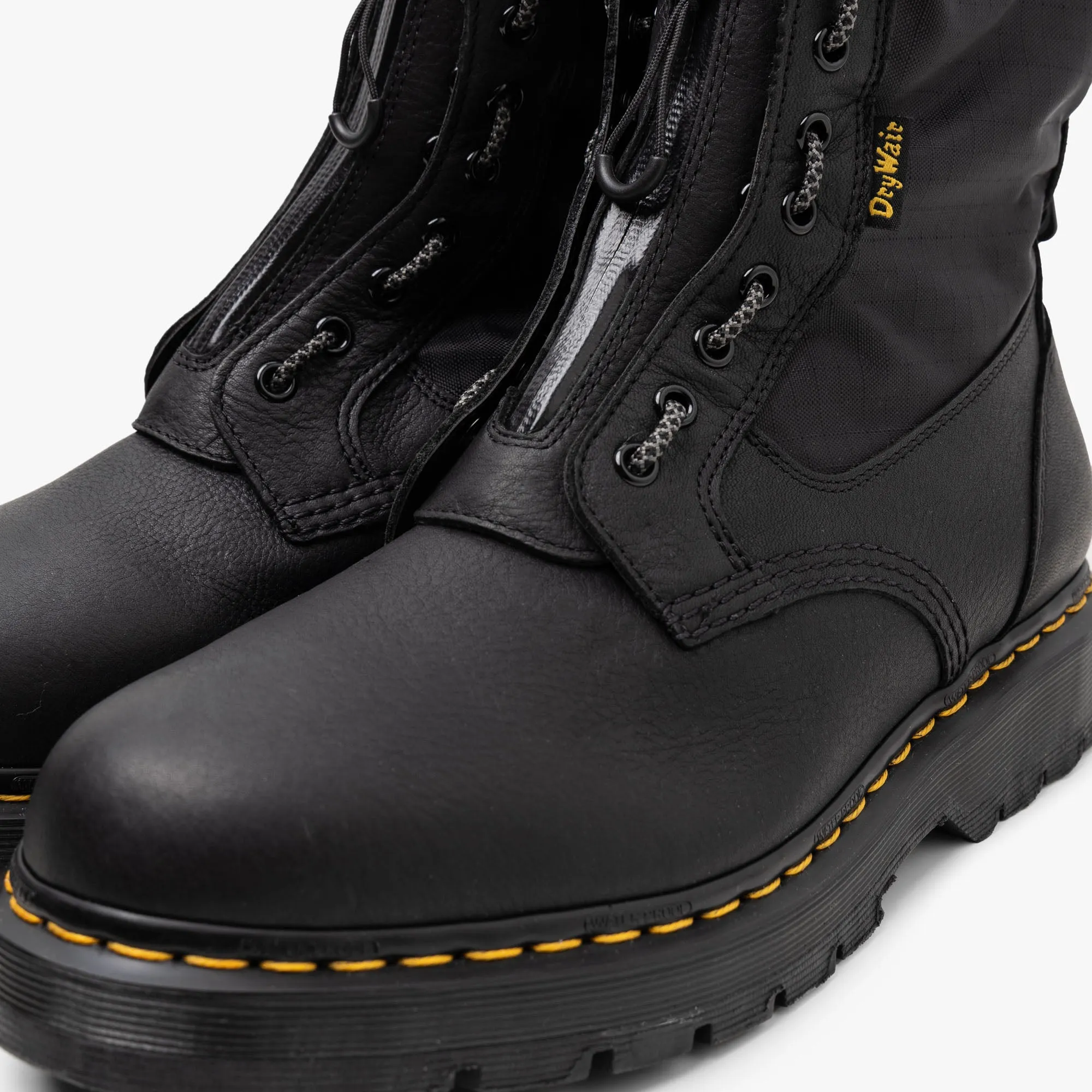 Dr. Martens 1460 Trinity Tudor Waterproof / Black