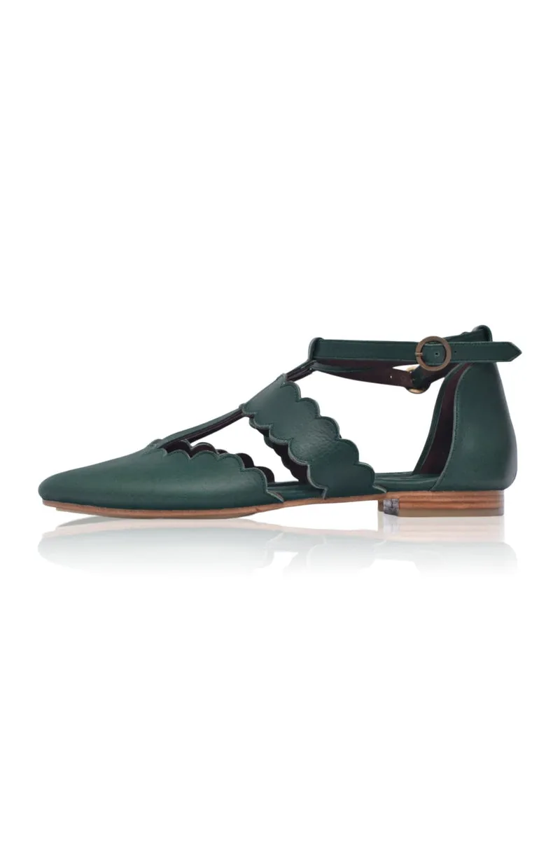 Gardenia Pointy Toe Leather Flats in Emerald