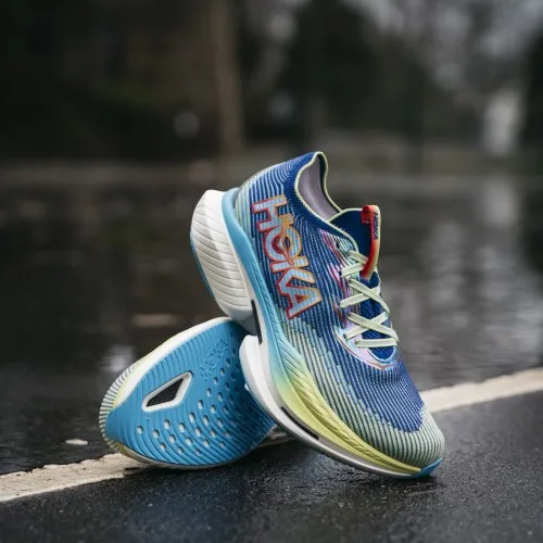 Hoka Cielo X1   A propulsive ride for pure speed.   When it came to creating the new Cielo X1, we kept our foot on the gas pedal