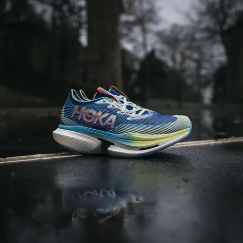 Hoka Cielo X1   A propulsive ride for pure speed.   When it came to creating the new Cielo X1, we kept our foot on the gas pedal