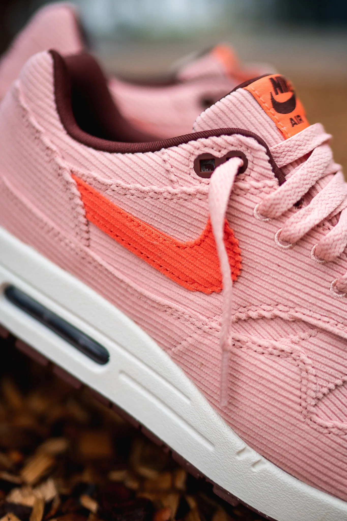 Mens Nike Air Max 1 PRM (Coral Star)