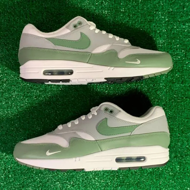 Nike Air Max 1 Spiral Sage