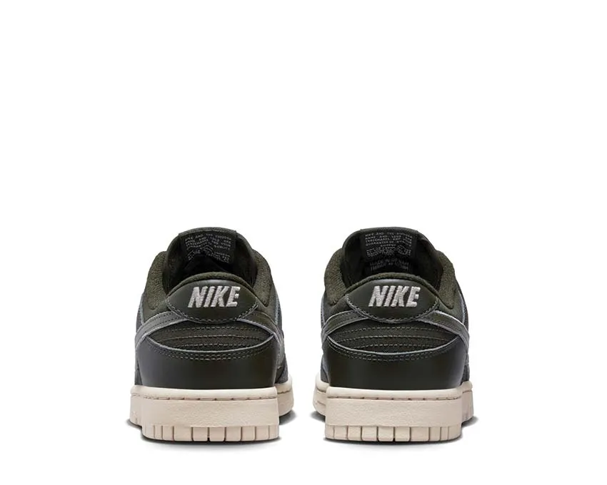 Nike Dunk Low Retro PRM