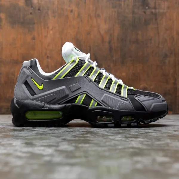 Nike Men Air Max 95 Ndstrkt (black / neon yellow-medium grey)