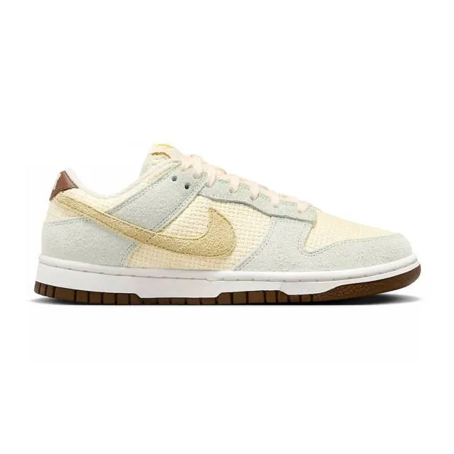 Nike Women's Dunk Low (Coconut Milk Hemp/ Cream/ Coconut...