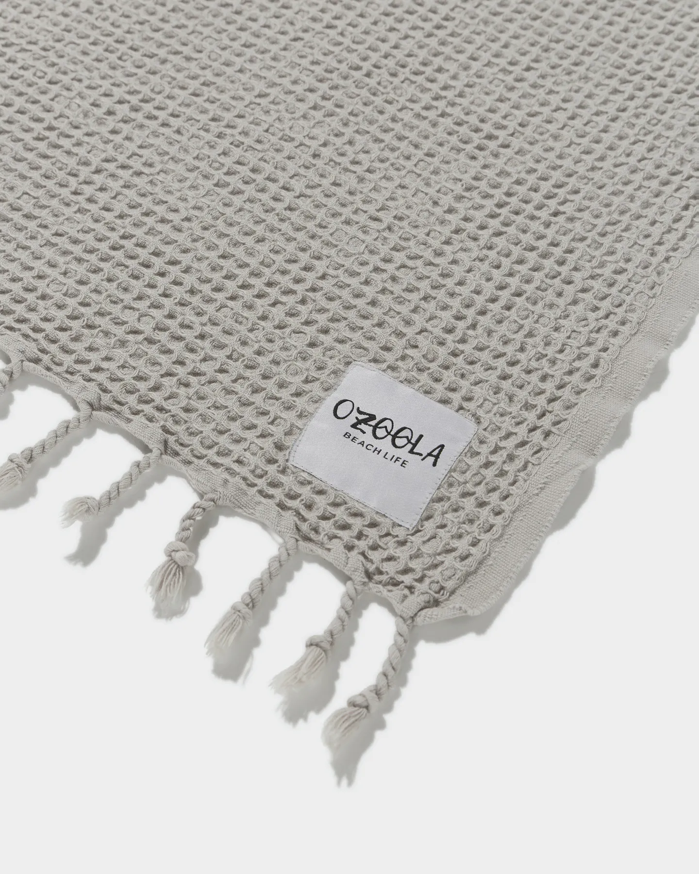 Ozoola Beachlife Family Beach Blanket Waffle - Grey | SurfStitch