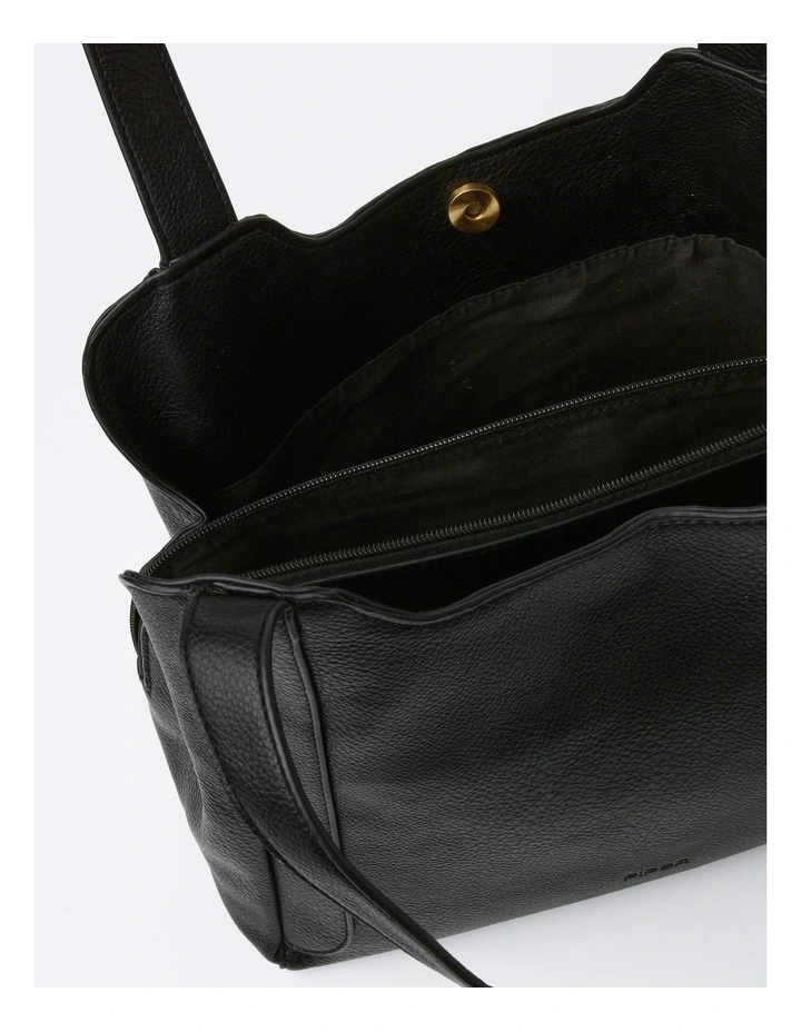 Santa Fe Shoulder Bag in Black