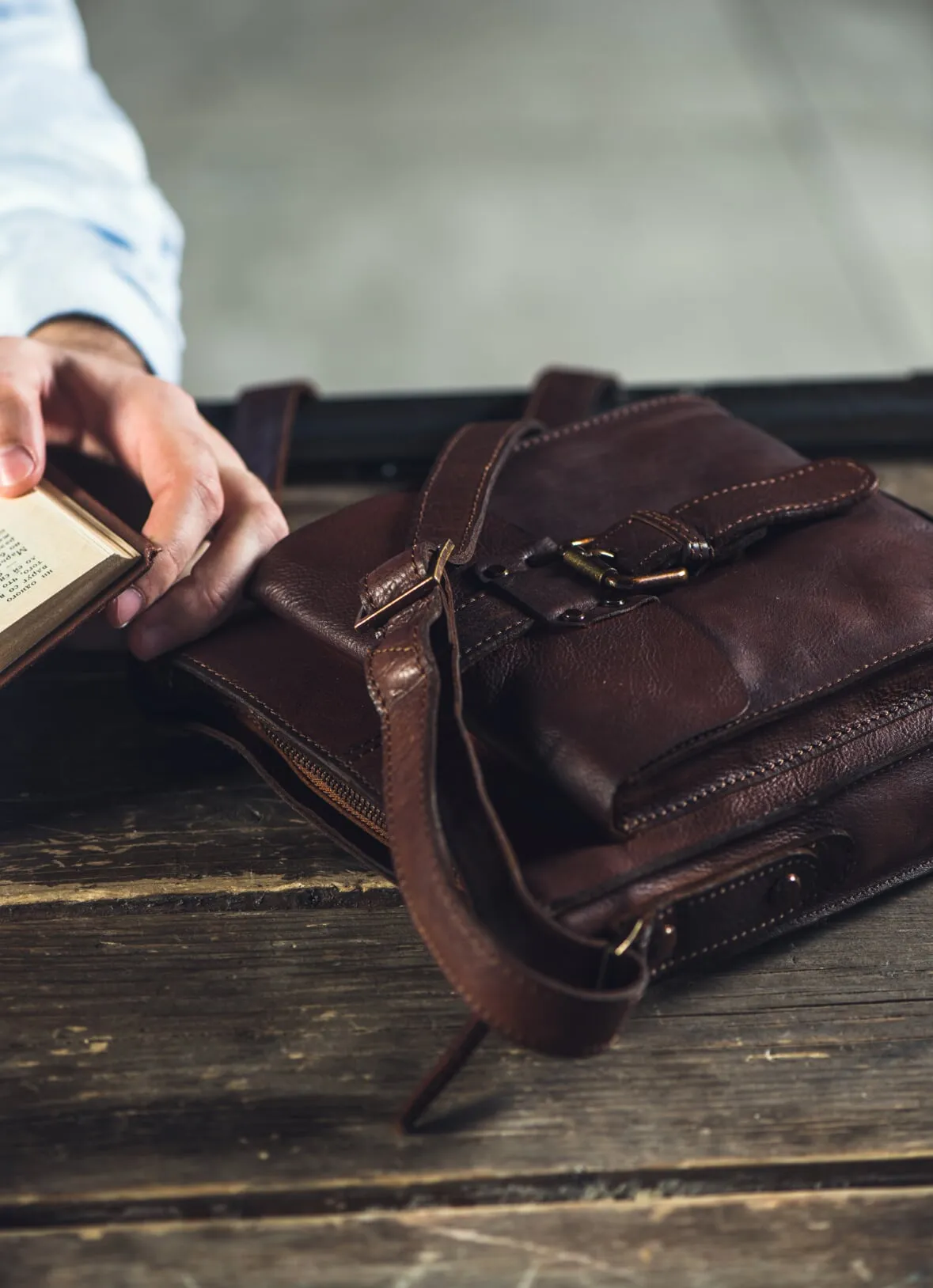 Small Leather Vintage Style Travel Bag