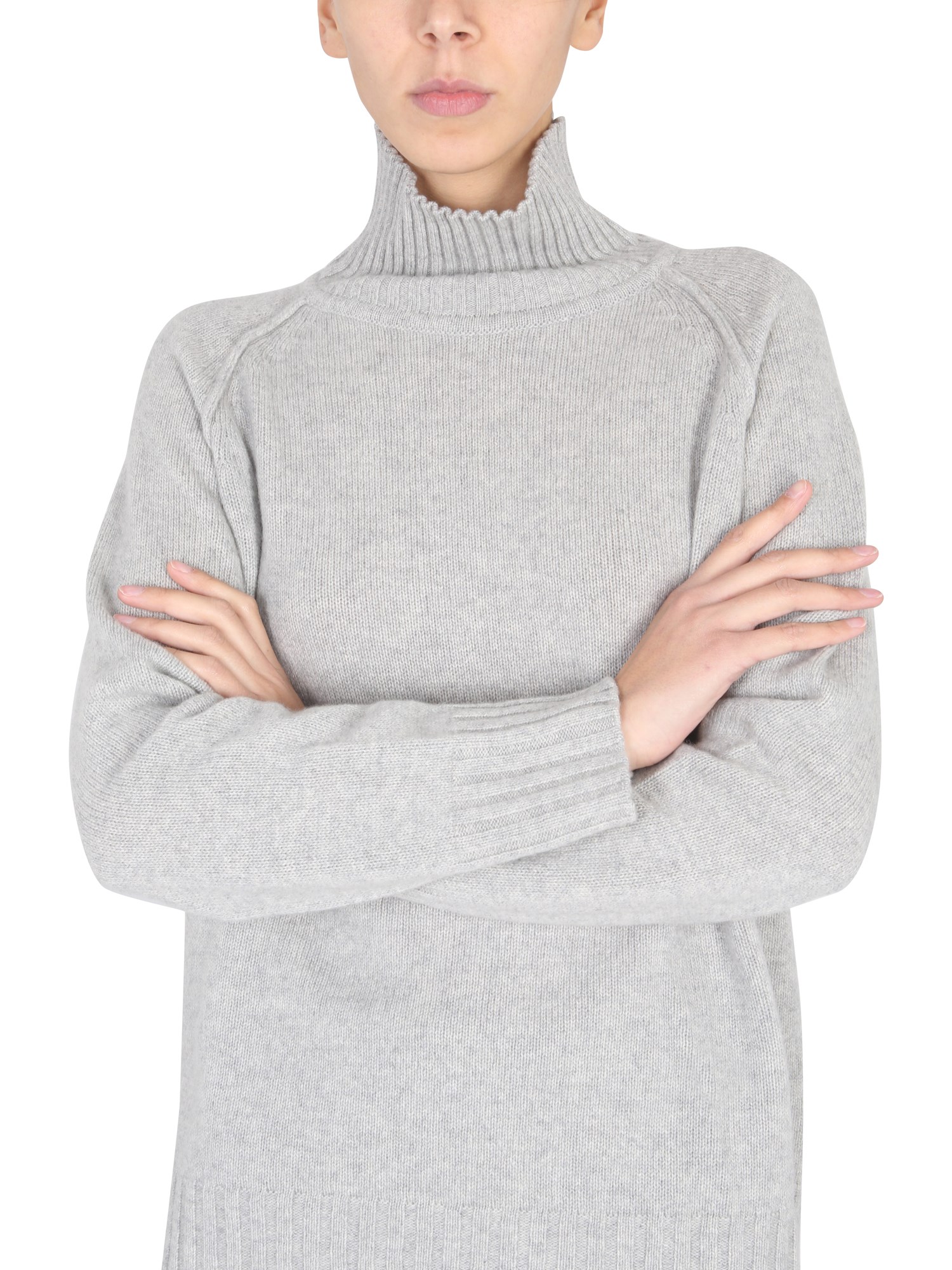 STEFANO MORTARI    TURTLENECK SHIRT