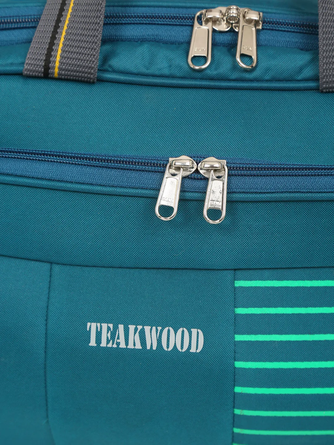 Teakwood Rolling Small Duffel Travel Bag (Teal)