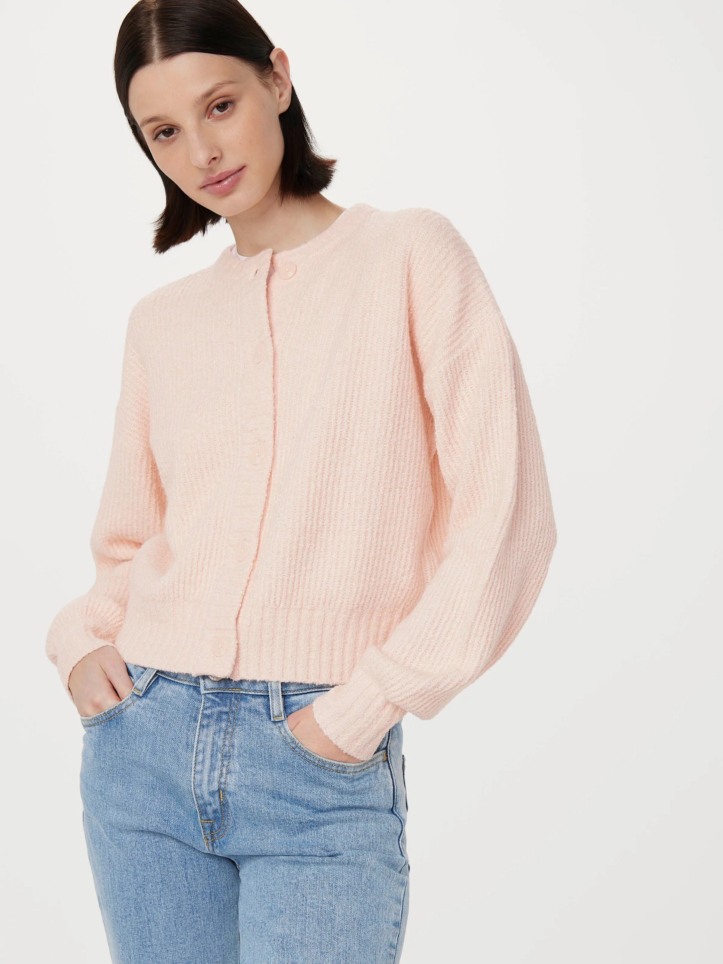 The Seawool Crewneck Cardigan in Light Peach